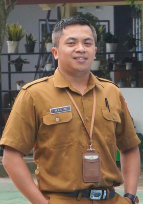 Halim, S.Pd