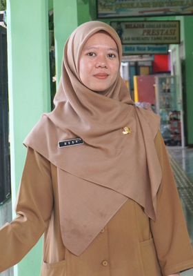 Desy Mardiyanti,S.Pd