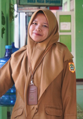 Tanti Hindaryati,S.Pd
