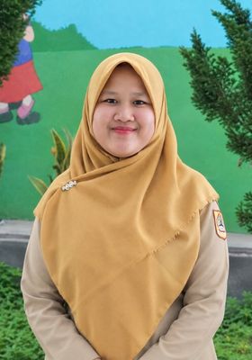 Aulia Nugrahaeni B, A.Md​